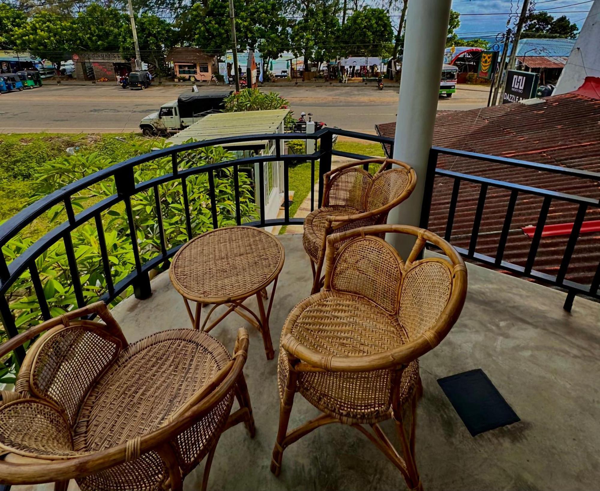 Neo Bay Hotel Weligama Exterior photo