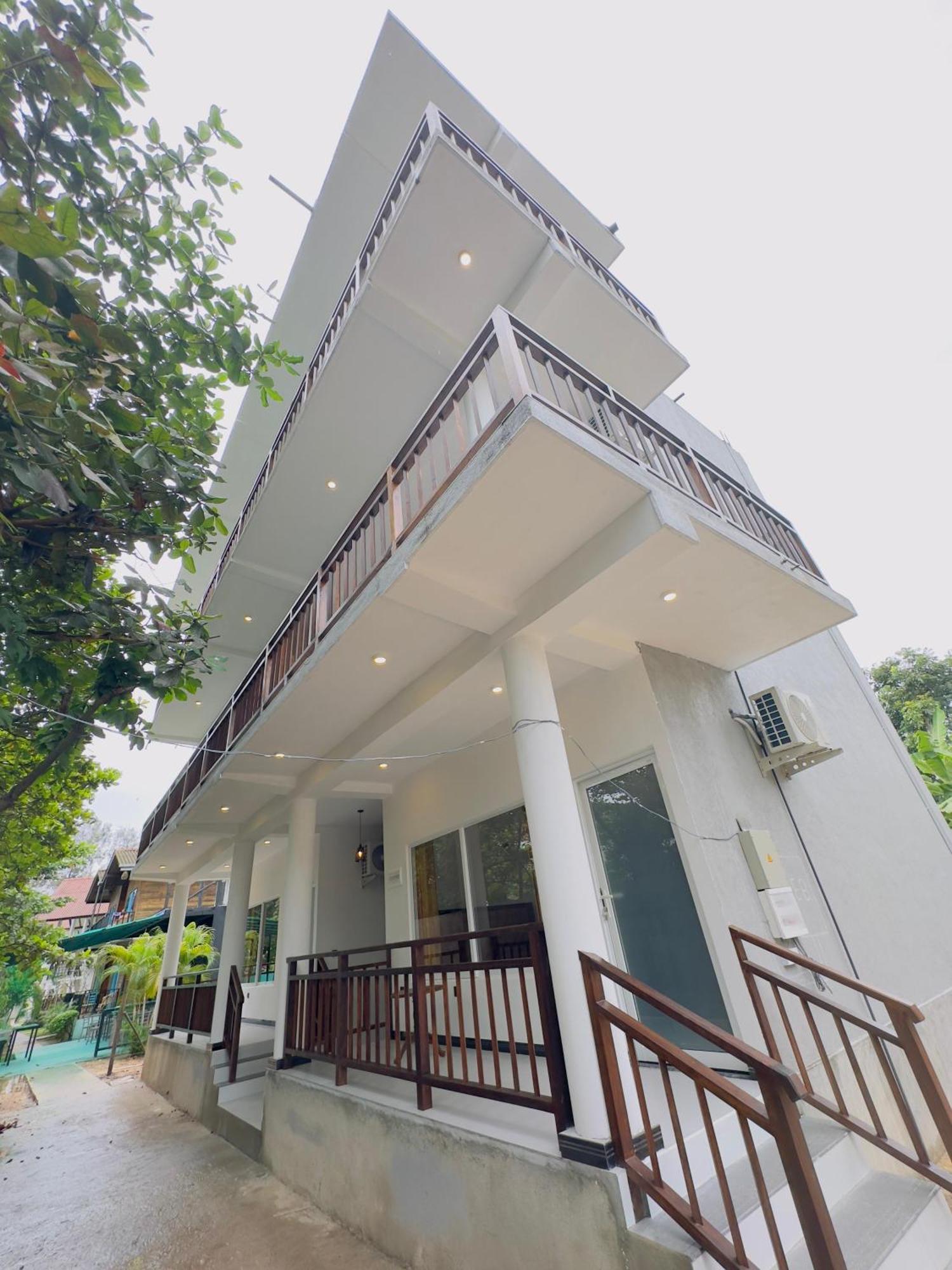 Neo Bay Hotel Weligama Exterior photo